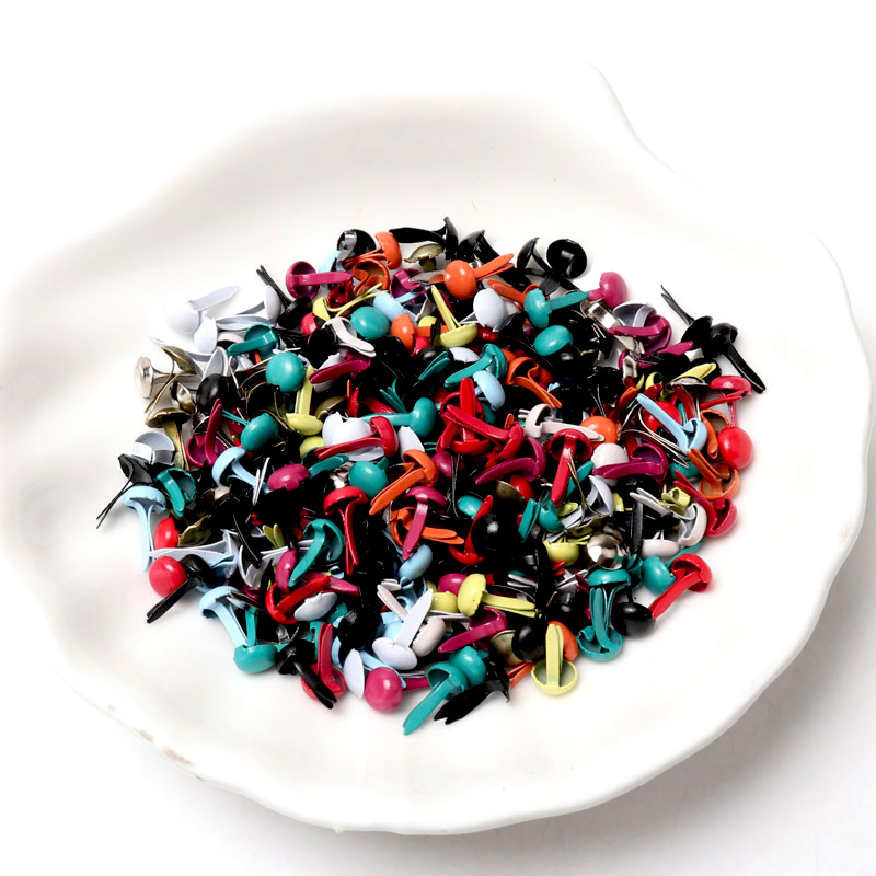 Gemischte runde Pastell-Brads  – Embellishments For Scrapbooking Bewertung und Preis